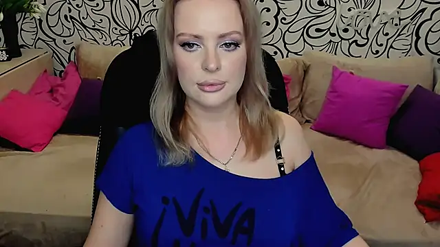 Hotdreamhere Chat XXX in diretta