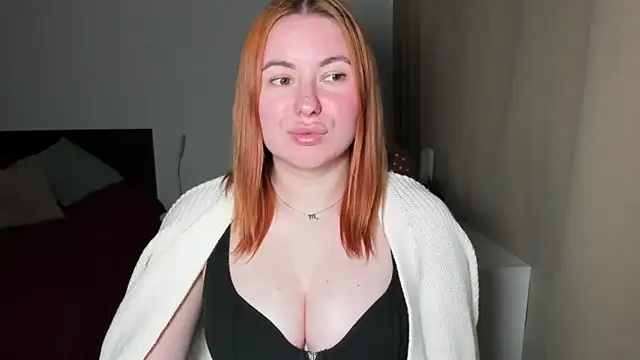 LAYLAxSTAR Adlı Modelin Canlı XXX Sohbeti