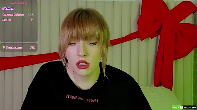 RachelCart Show in webcam