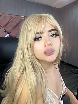 lya_nekko_'s Live XXX Chat
