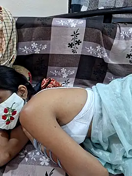 Marathi_Sayali Pertunjukan Webcam
