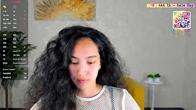 FlirtyAura Live XXX-Chat