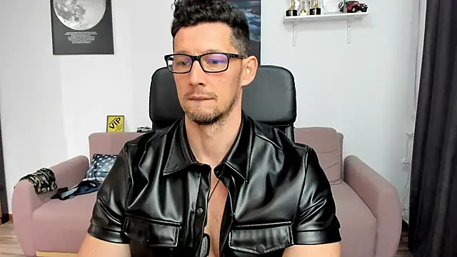 BrutusK08: απευθείας συνομιλία ΧΧΧ