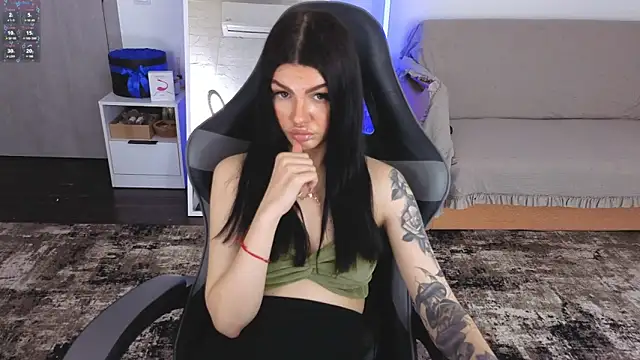 AnacondaOnn Chat XXX live