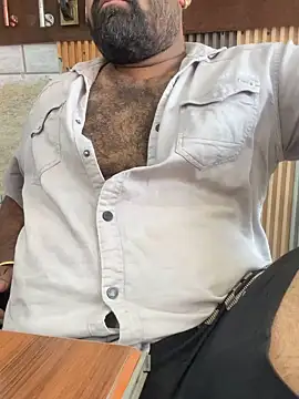 Chatroom XXX en direct de Daddywild