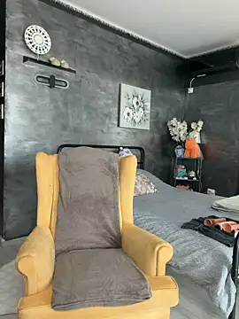 SelenaRhoades Adlı Modelin Canlı XXX Sohbeti