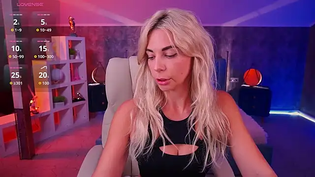 Chatroom XXX en direct de BellaRayyy