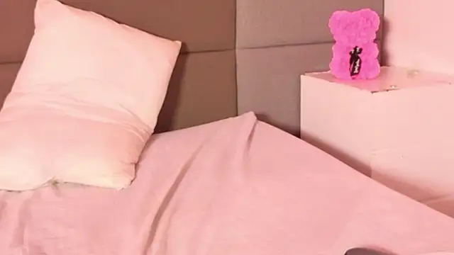 mia_h_ Chat XXX live