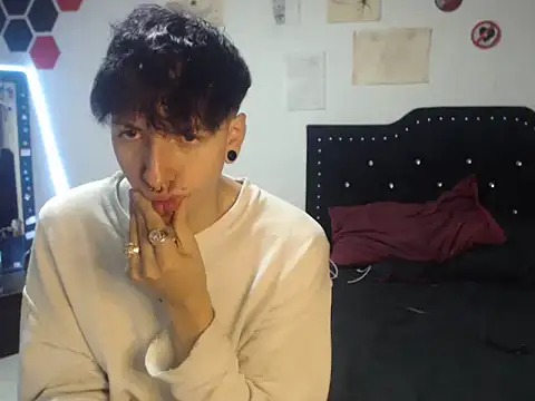 Noah_mod – webcam-show