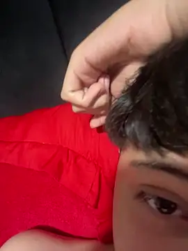 yahir1x Chat XXX live