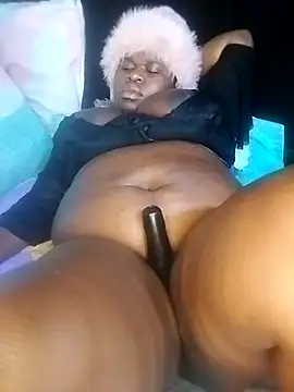 CyanBitch's Live XXX Chat