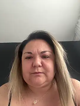 MikyVesela's Live XXX Chat