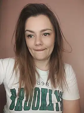 KrissSexi live XXX chat