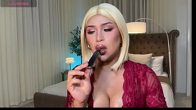 Your_Majesty_Tyra's Webcam Show