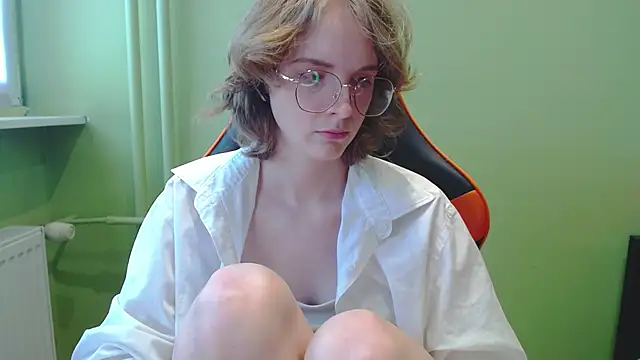 juicyPenny Adlı Modelin Canlı XXX Sohbeti