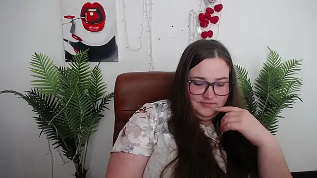 XX_Daniella_XX Adlı Modelin Canlı XXX Sohbeti