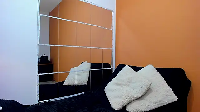 b3cky_ লাইভ XXX চ্যাট