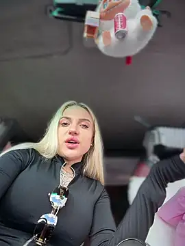 Онлайн чат XXX pinkstar_