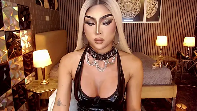 MassiveCockTrans Chat XXX live