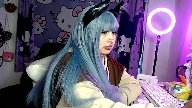 lussyevans24's Live XXX Chat