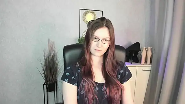 Chatroom XXX en direct de emmaxDelight