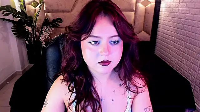 Chat XXX en directo de crimson_tati_