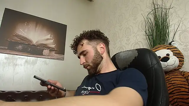 KyloEastn Webbikameraesitys