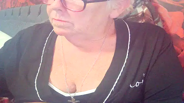 Playful_MILF_Demi Webcam-Show
