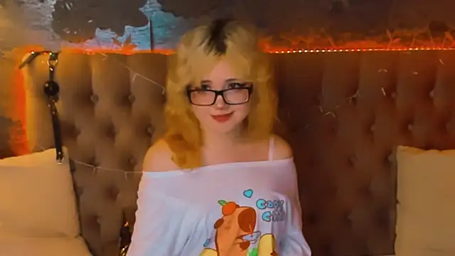 Chat +18 de EmilyAngells ao vivo