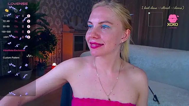 FromRussia live XXX chat
