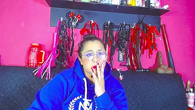 Chat XXX en directo de shannon_queen-