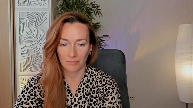 دردشة RebeccaMartinez الجنسية المباشرة