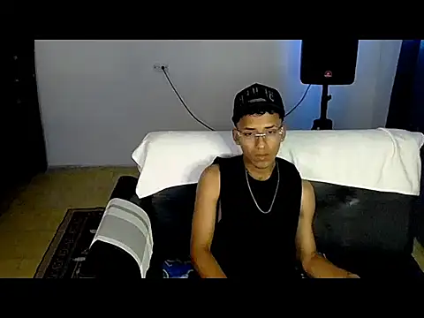 jack_vega1 Show in webcam