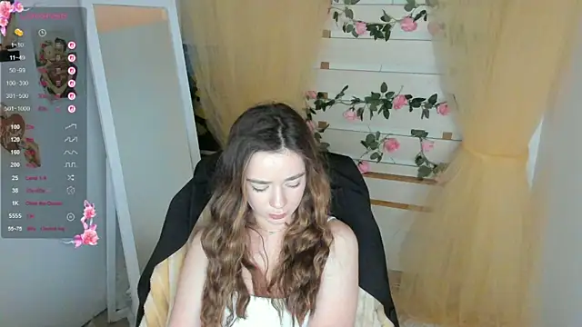 Bella_XO 现场XXX聊天