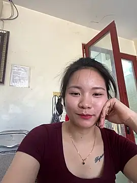 Charming-girl- élő XXX-chatje