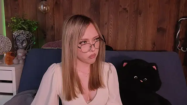 AshleyChristal Webcam show