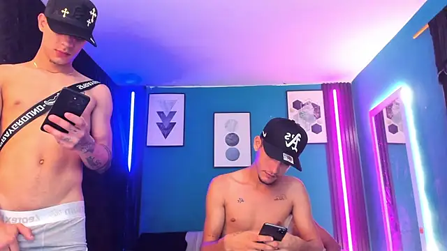 Chat +18 de DesertKings_ ao vivo