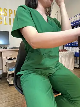 secretly_masturbating Show in webcam