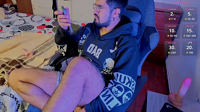 Alfred-Reinn Live XXX chat