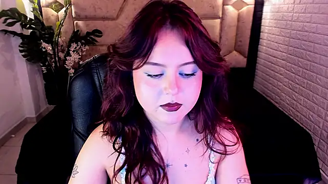 crimson_tati_ Obrolan Langsung XXX