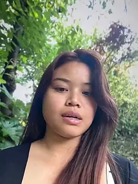 Toffee-00 Show in webcam