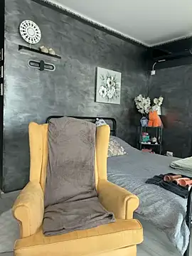 SelenaRhoades' Live XXX Chat