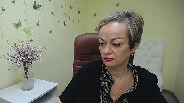 NikaMayu Adlı Modelin Canlı XXX Sohbeti