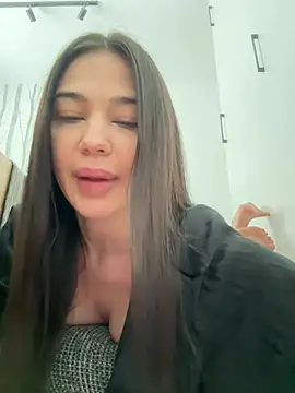 Sweet_Lana69 网络视讯表演