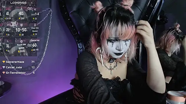 Czat XXX na żywo – Navier__