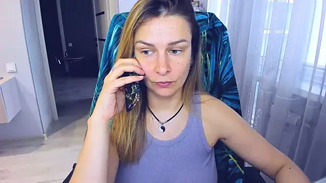 AlexiaDarren 现场XXX聊天