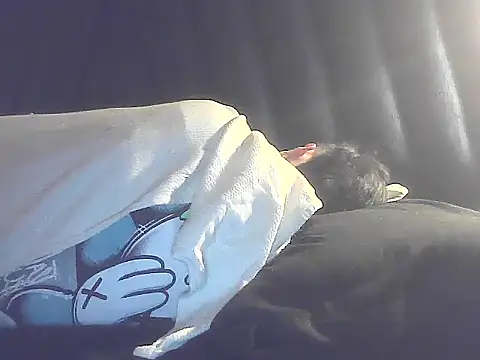 lio____ Pertunjukan Webcam
