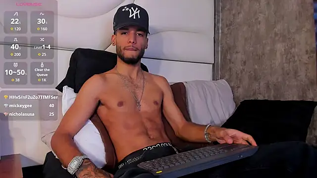 Thiagoferreti's Live XXX Chat