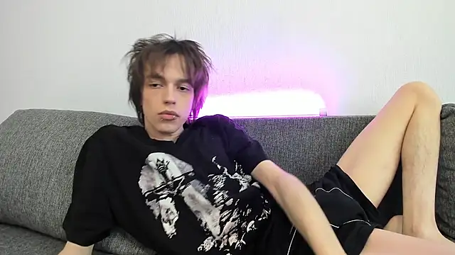 Nolan_Sagee Webcam-Show