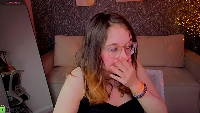 Aleks-caster Live XXX Chat